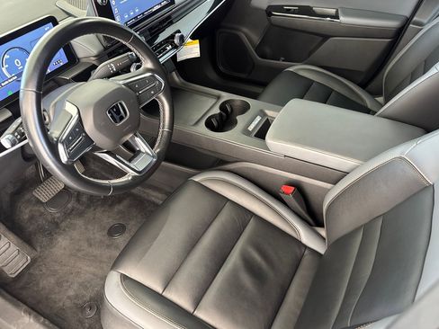 Used 2024 Honda Prologue Touring image 4