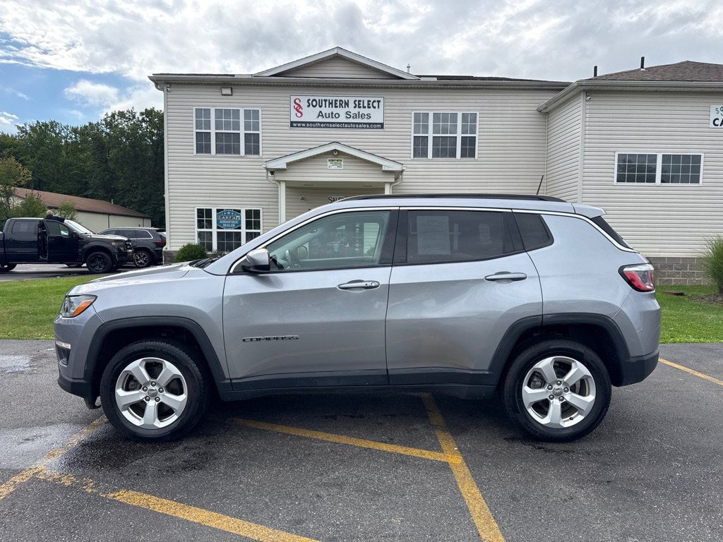 Used 2019 Jeep Compass Latitude w/ Popular Equipment Group AWD/4WD image 1