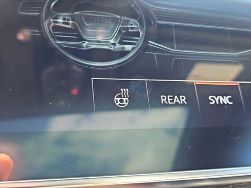 Certified 2025 Audi Q7 3.0T Premium Plus AWD/4WD image 29