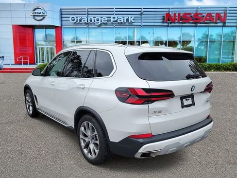 Used 2024 BMW X5 xDrive40i image 3