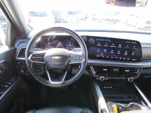 Used 2025 Chevrolet Tahoe LT image 22