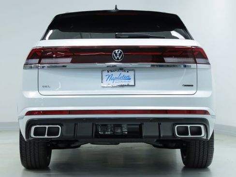 New 2026 Volkswagen Atlas Cross Sport SEL Premium R-Line AWD/4WD image 7