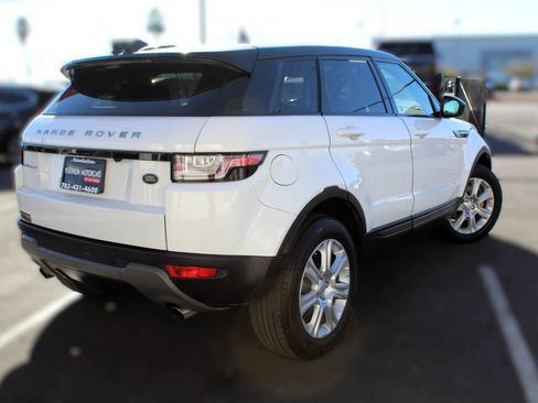Used 2018 Land Rover Range Rover Evoque image 6