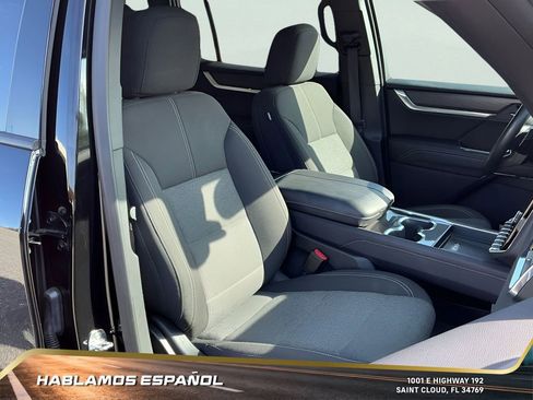 Certified 2025 GMC Acadia Elevation image 44