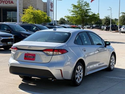 Used 2026 Toyota Corolla LE FWD image 7
