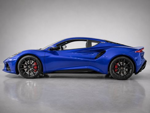 New 2026 Lotus Emira SE RWD image 4