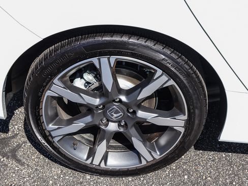 Used 2025 Honda Civic Sport Touring image 8