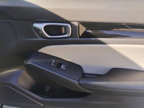 Certified 2024 Honda Civic EX-L image 31