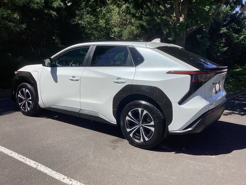 Certified 2024 Toyota bZ4X AWD w/ Weather Package image 9