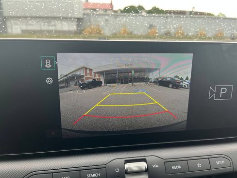 Used 2025 Kia K4 FWD image 22