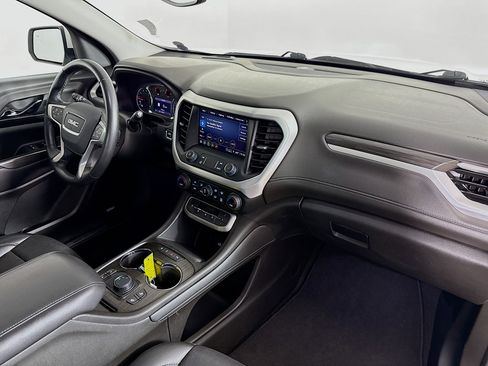 Used 2023 GMC Acadia SLT image 37