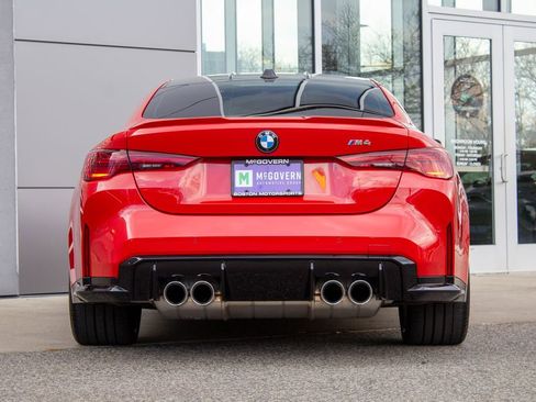 Used 2026 BMW M4 Coupe w/ Executive Package image 9