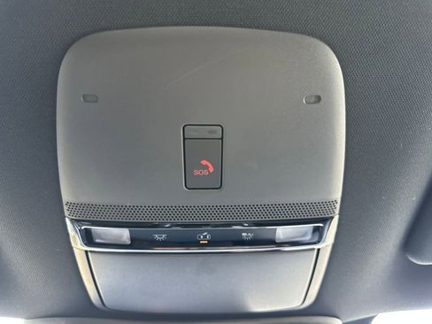 New 2025 Nissan Armada SL w/ Captain's Chari Seat Package image 32