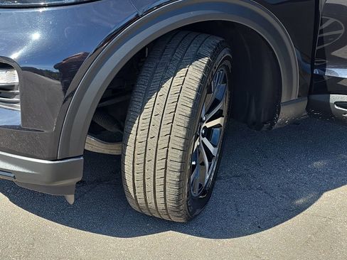 Used 2022 Ford Explorer ST-Line w/ Class IV Trailer Tow Package image 37