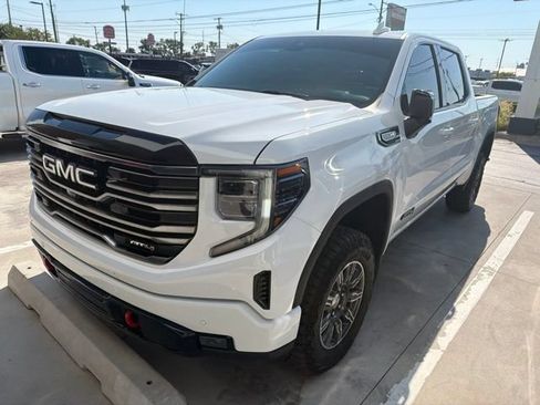 Used 2025 GMC Sierra 1500 AT4 AWD/4WD image 6