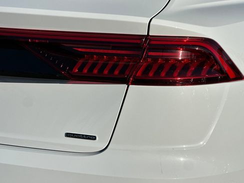 Used 2023 Audi Q8 Premium Plus w/ Premium Plus Package image 28