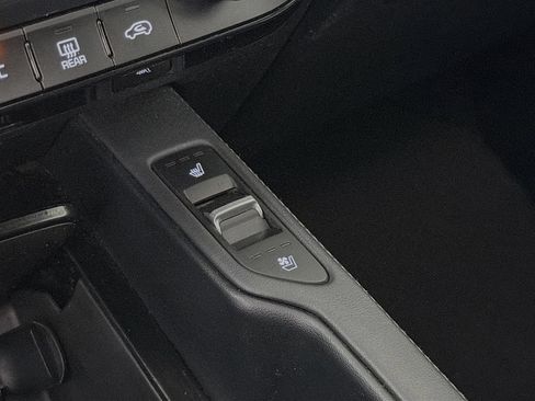 Used 2022 Kia Telluride SX w/ SX Prestige Package AWD/4WD image 26