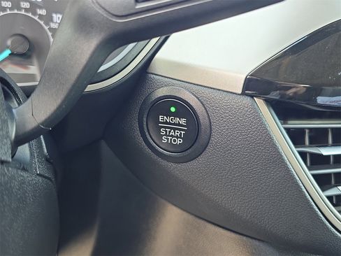 Certified 2022 Ford Escape SE w/ Convenience Package image 23