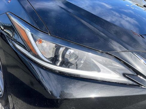 Used 2019 Lexus ES 350 w/ Premium Package FWD image 29