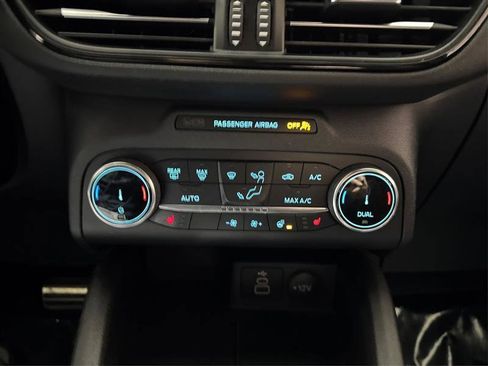 Used 2024 Ford Escape ST-Line Select image 33
