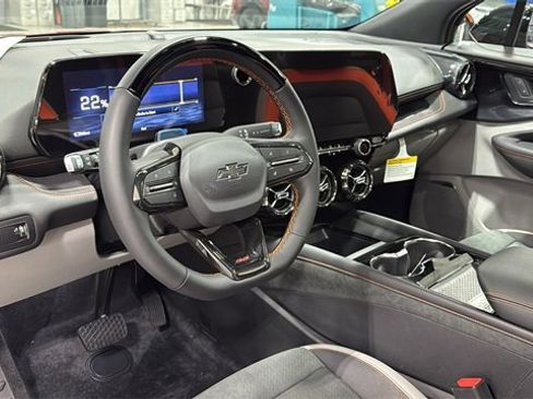 New 2026 Chevrolet Blazer EV SS image 7