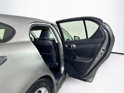 Used 2017 Lexus CT 200h w/ Seat Comfort Package image 28