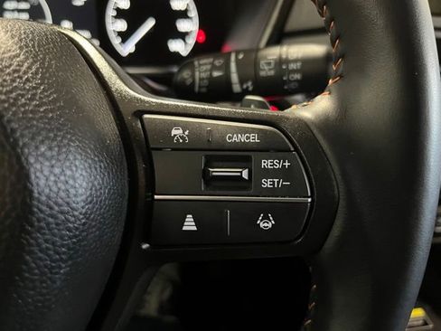 Used 2025 Honda CR-V Sport-L image 23