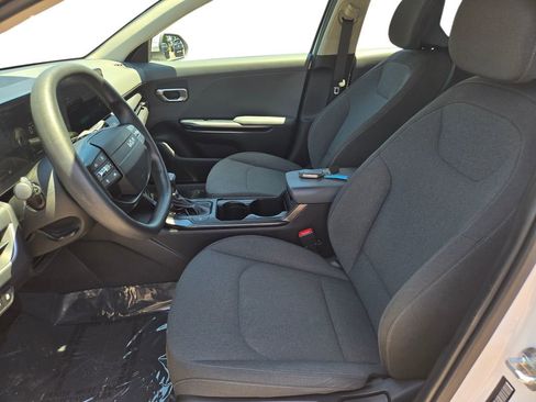 Used 2025 Kia K4 FWD image 19