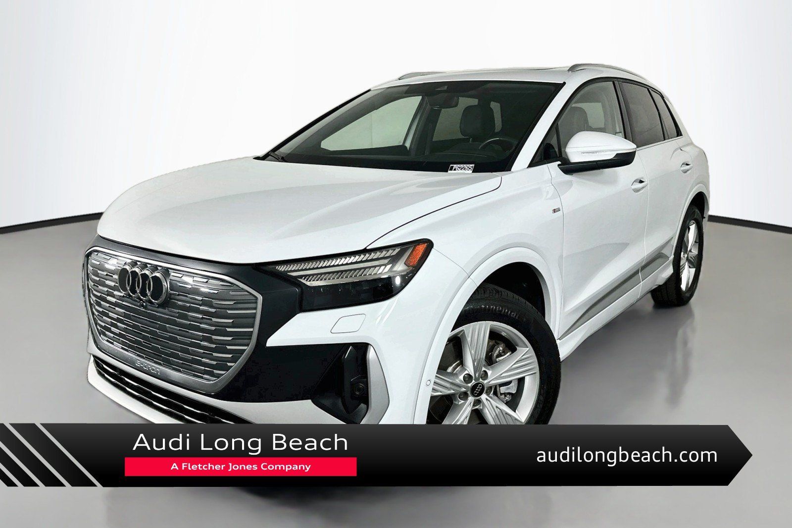 Used 2023 Audi Q4 e-tron Prestige AWD/4WD image 1