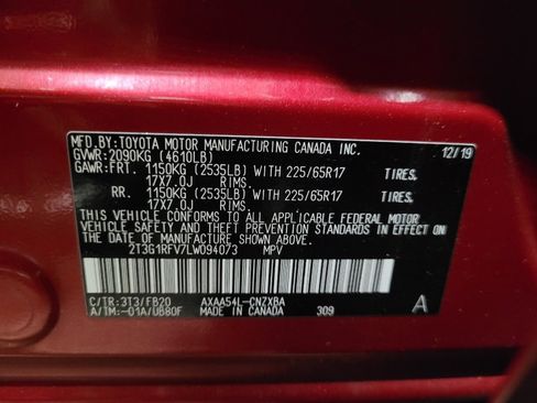 Used 2020 Toyota RAV4 LE w/ All Weather Liner Package AWD/4WD image 33