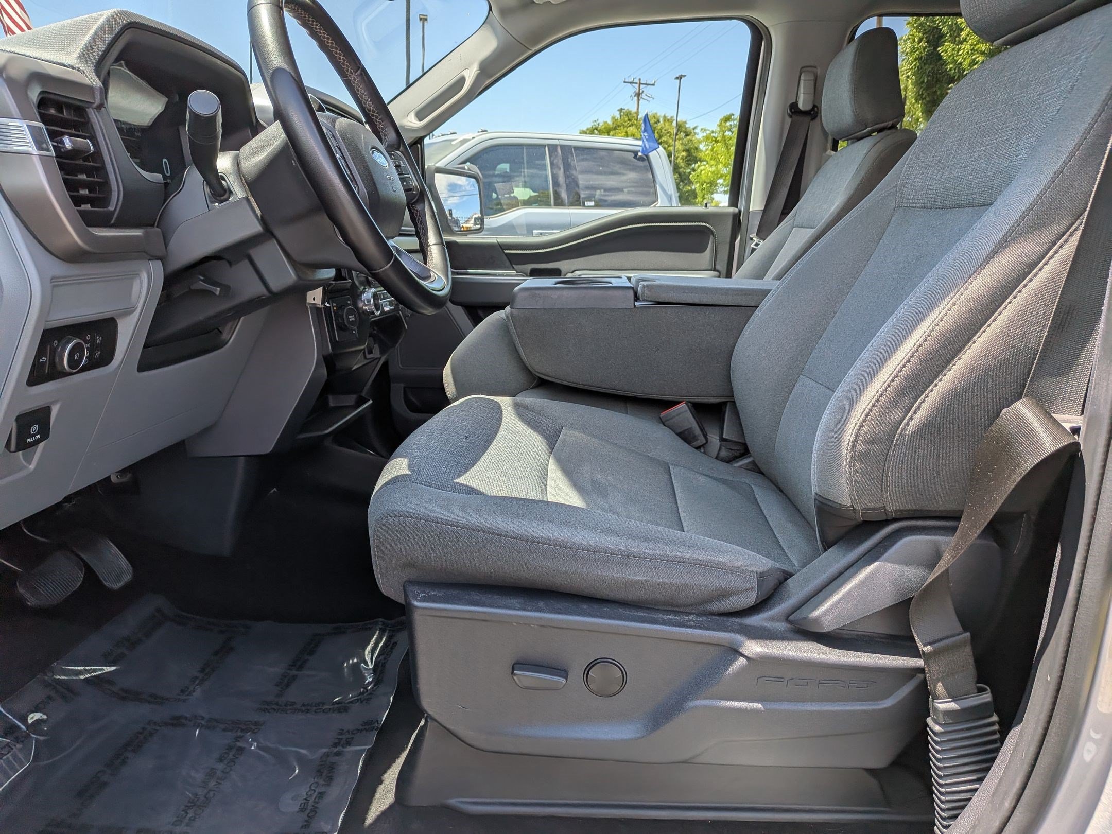 Used 2024 Ford F150 XLT AWD/4WD image 16