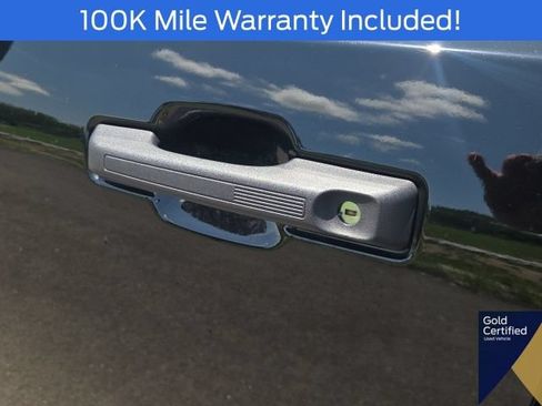 Used 2025 Ford Maverick XL w/ Equipment Group 101A AWD/4WD image 18