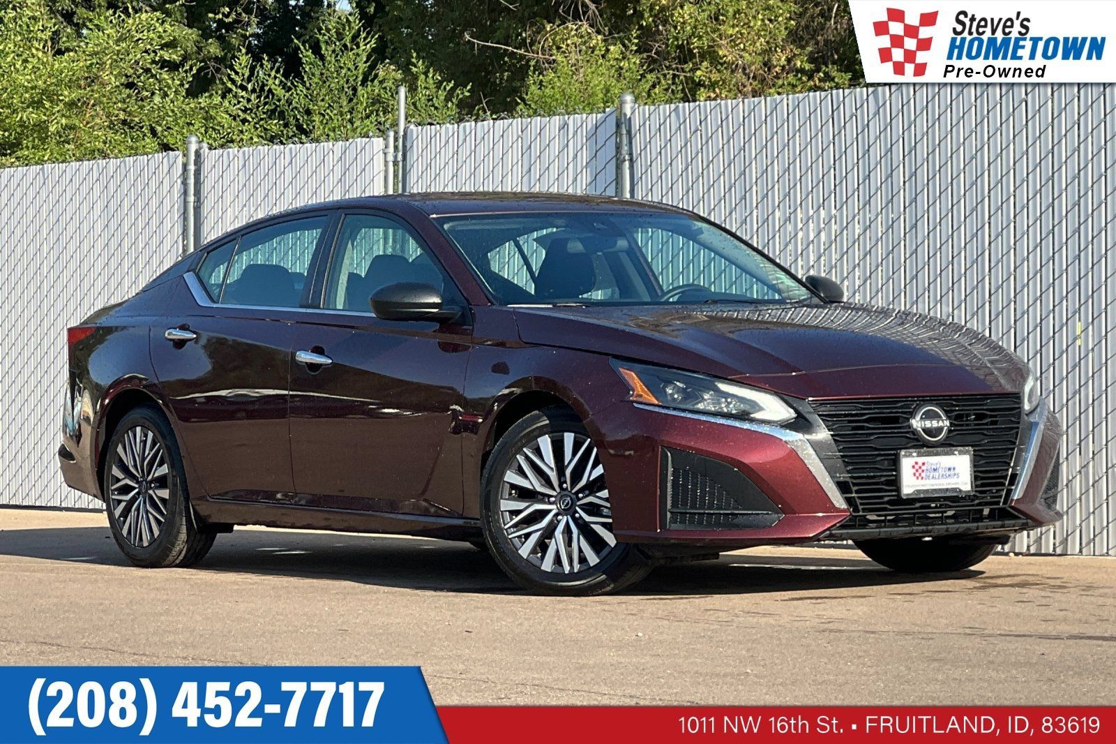 Used 2024 Nissan Altima 2.5 SV FWD image 1