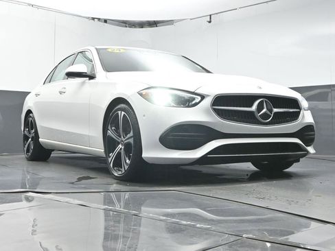 Used 2024 Mercedes-Benz C 300 Sedan image 34