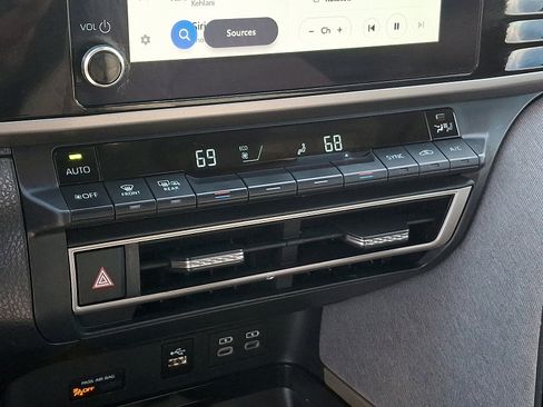 Certified 2025 Toyota Camry XSE image 15