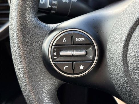Certified 2023 Kia Soul LX w/ LX Technology Package image 24