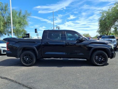 Used 2025 Toyota Tundra Limited AWD/4WD image 4