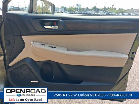 Used 2017 Subaru Outback 2.5i Limited AWD/4WD image 14