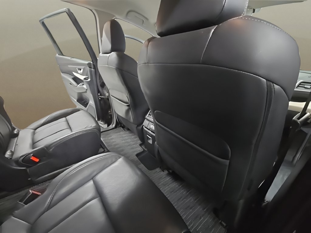 Used 2019 Subaru Ascent Limited w/ Popular Package #4 AWD/4WD image 24
