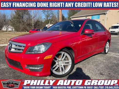Used 2013 Mercedes-Benz C 250 Sedan image 4