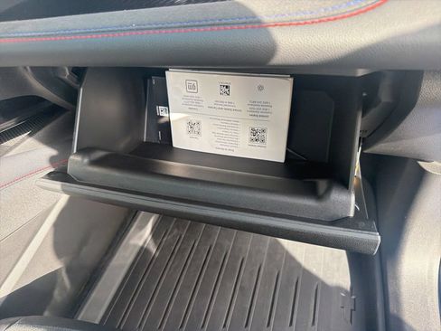 Used 2025 Chevrolet Blazer EV RS FWD image 38
