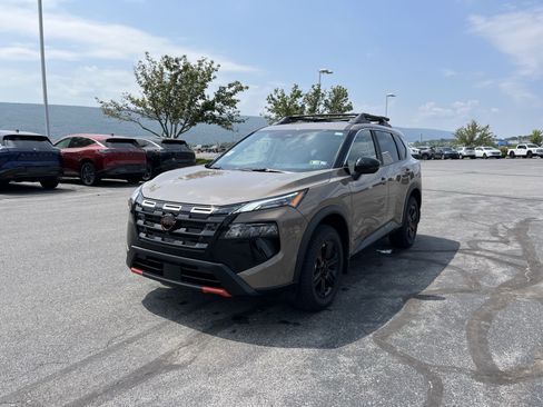 New 2026 Nissan Rogue SV w/ Rock Creek Premium Package image 9