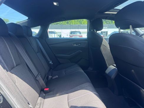 Used 2023 Honda Accord Sport image 12