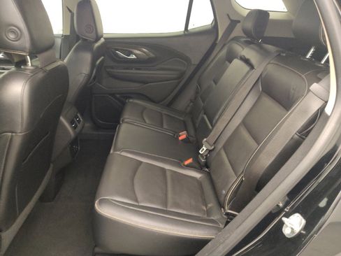 Used 2018 GMC Terrain Denali w/ Advanced Safety Package image 18