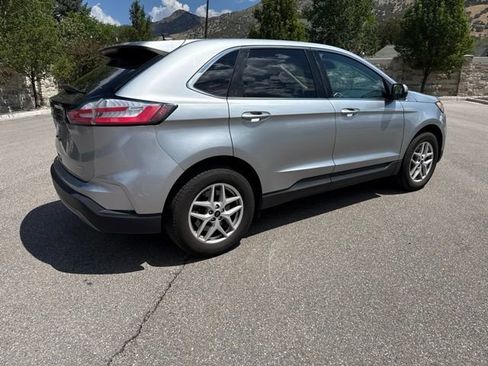 Used 2024 Ford Edge SEL AWD/4WD image 11