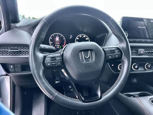 Used 2024 Honda HR-V Sport image 17