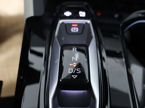 New 2025 Audi Q5 Premium Plus image 3