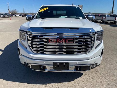 Used 2022 GMC Sierra 1500 Denali w/ Denali Reserve Package image 9