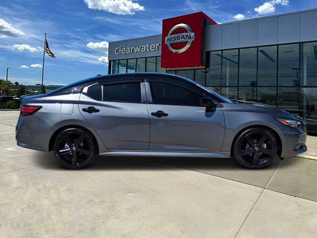 Used 2023 Nissan Sentra SR w/ Midnight Edition Package FWD image 3