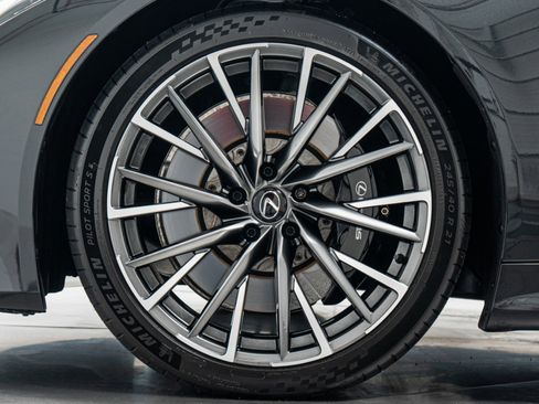 Used 2025 Lexus LC 500 Coupe w/ Touring Package image 10